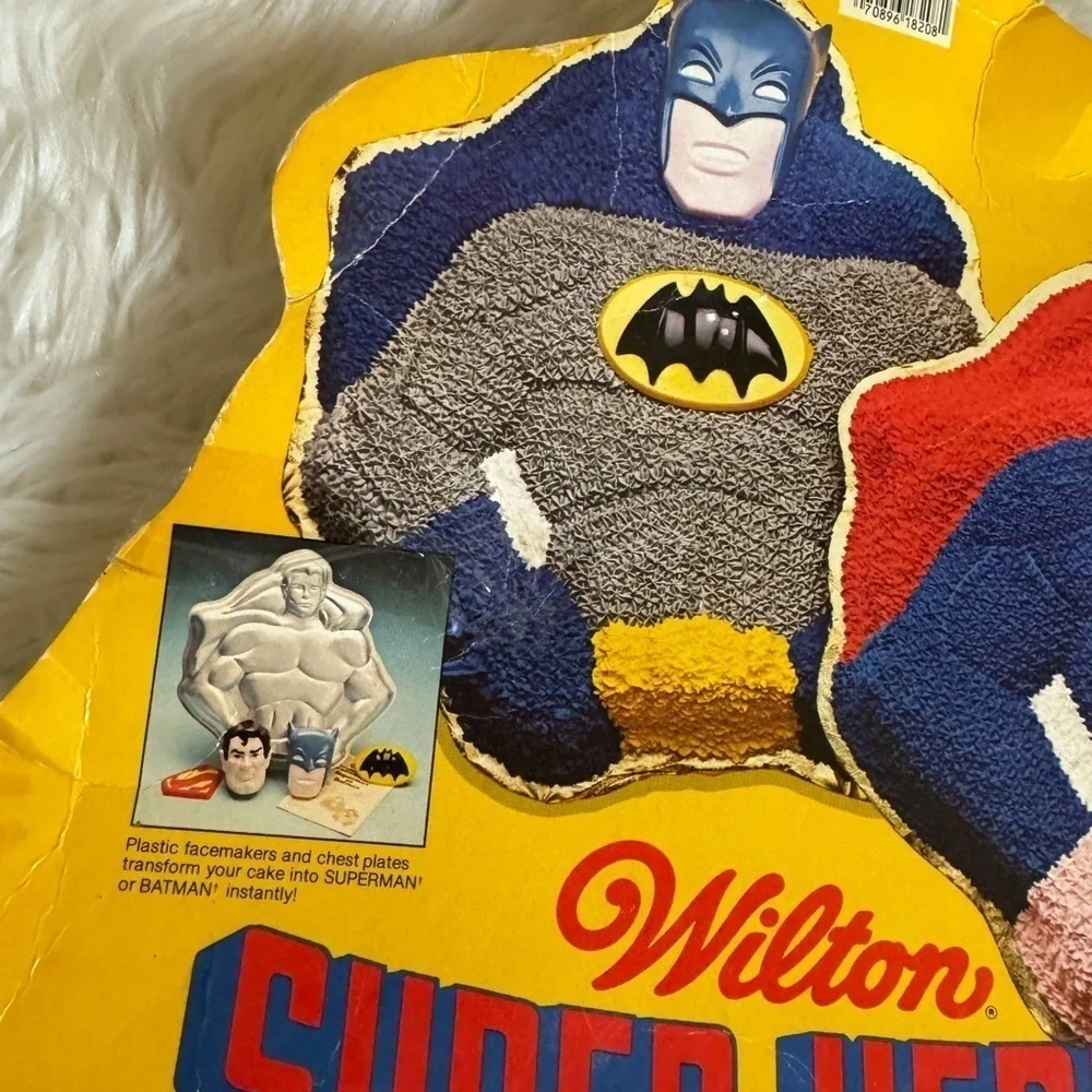 Vintage Wilton Super Heroes cake pan for Superman or Batman cake